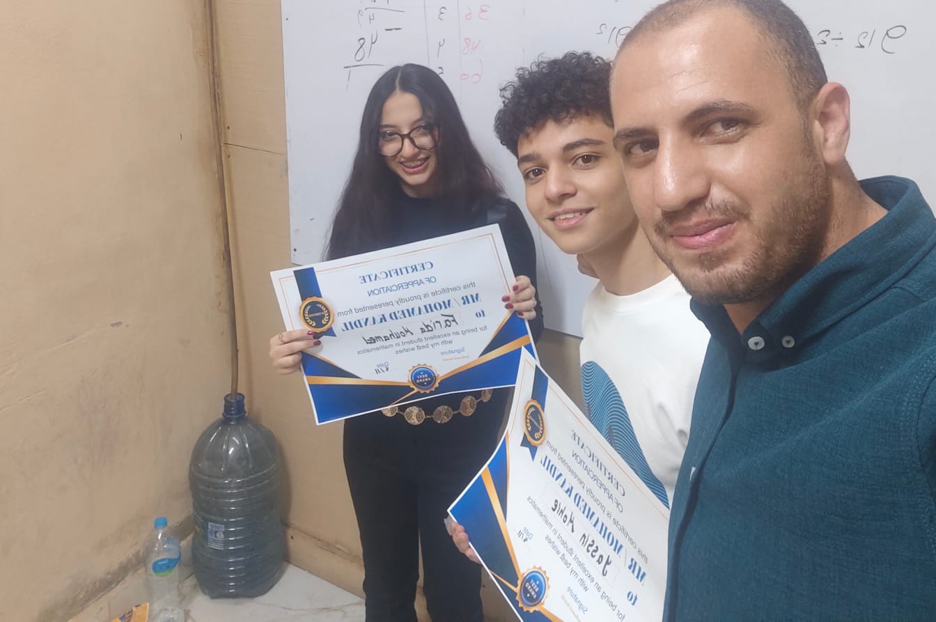 mixed vegetable salad in a mason jar. 