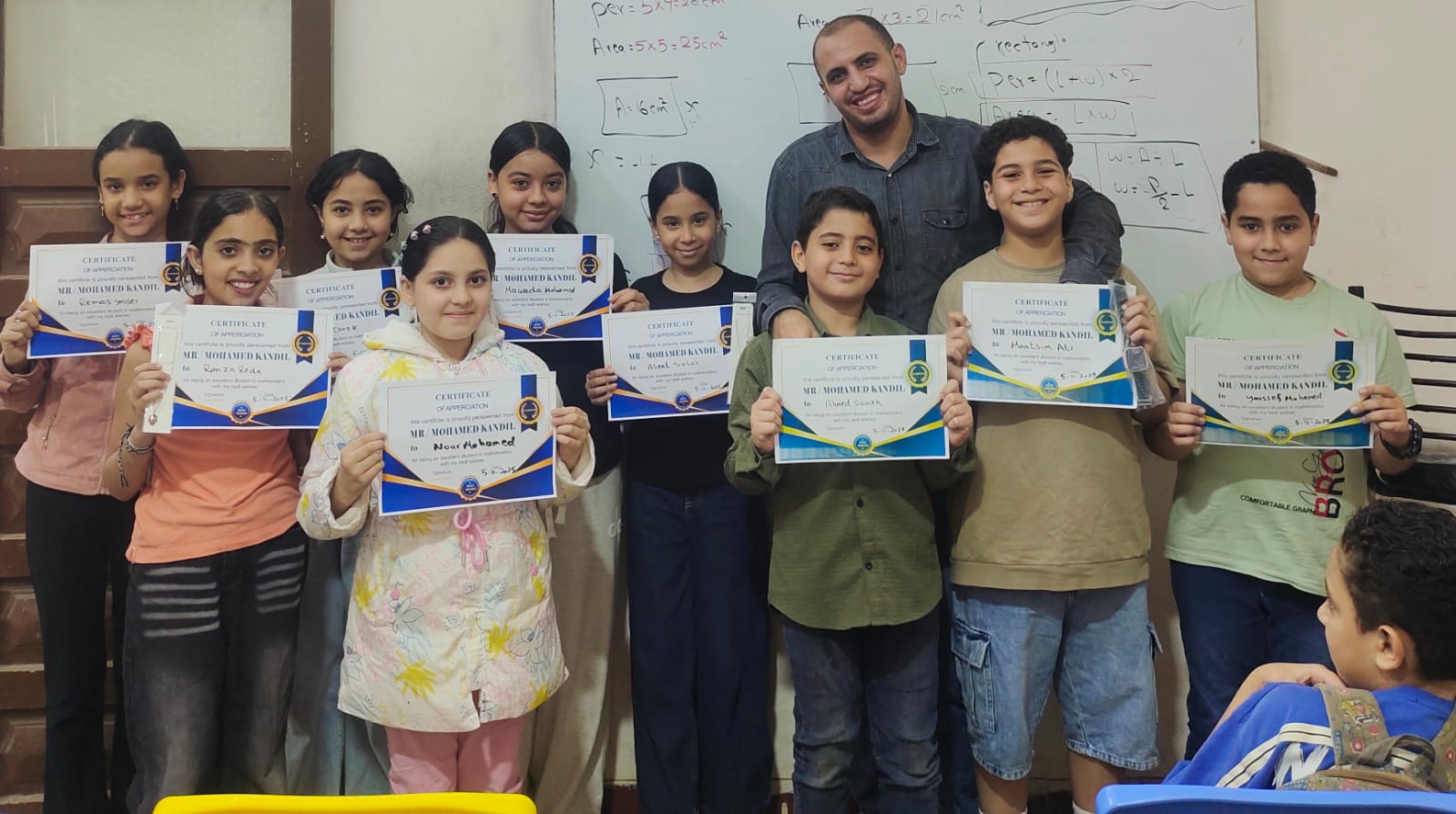 mixed vegetable salad in a mason jar. 
